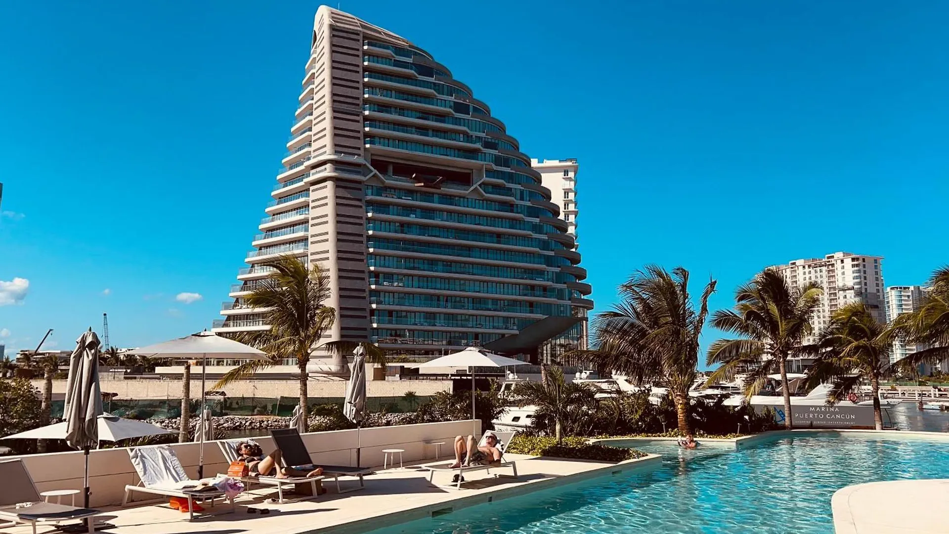 Marina Condos Corazon 201 Cancun Mexico